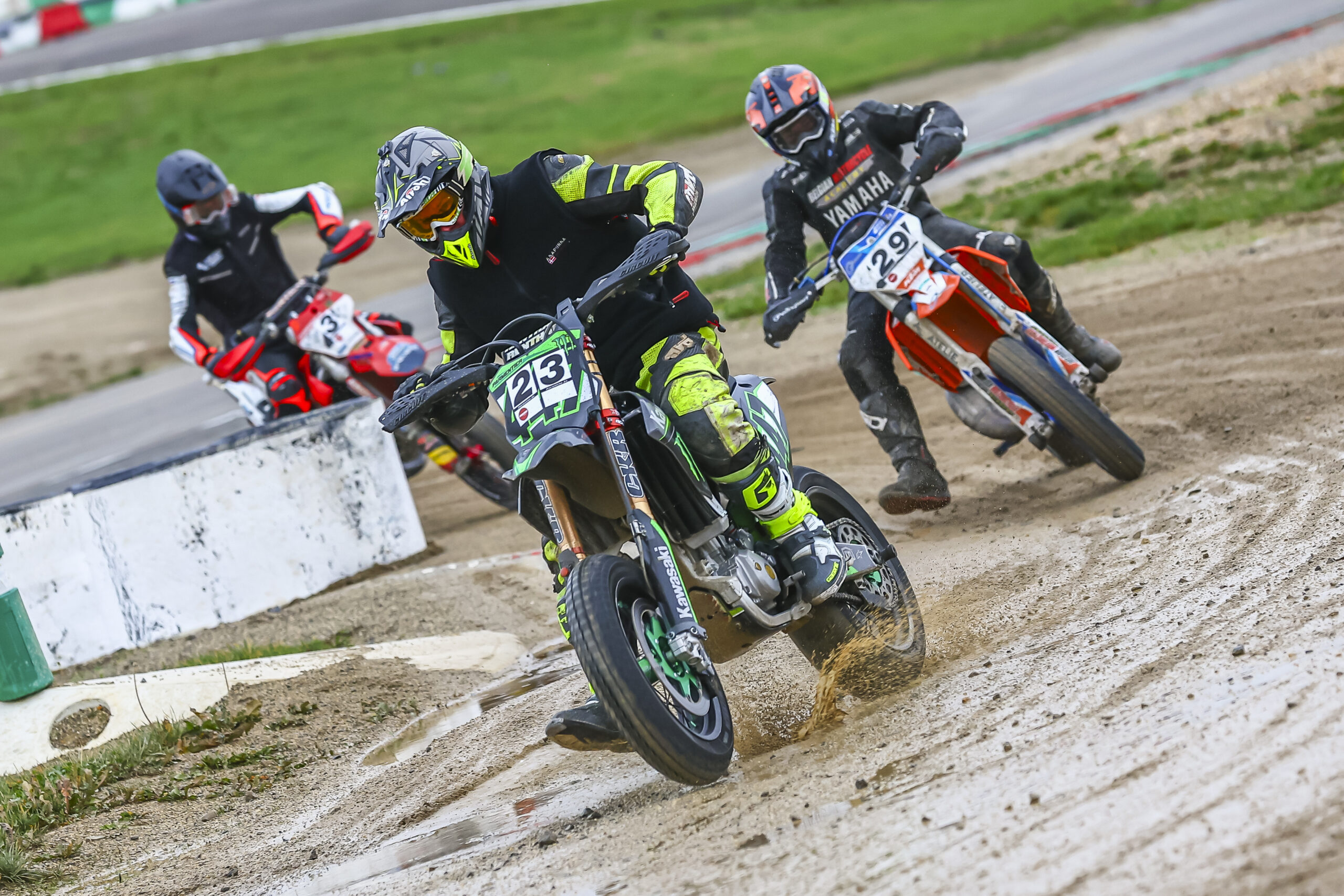 Mettet Supermoto Experience - EEN ERVARING OP CIRCUIT